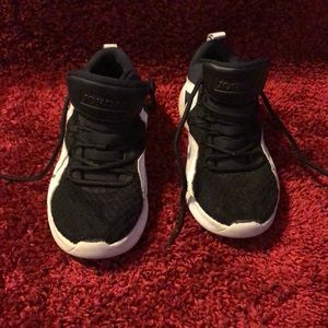 Size 12 BOYS sneaker